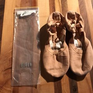 Bloch adult canvas split sole ballet flats